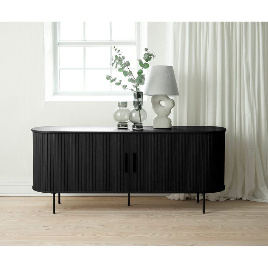 Trendstore Uriel Sideboard 180 cm mit Holzlamellen in Eiche schwarz - Wohnbeispiel