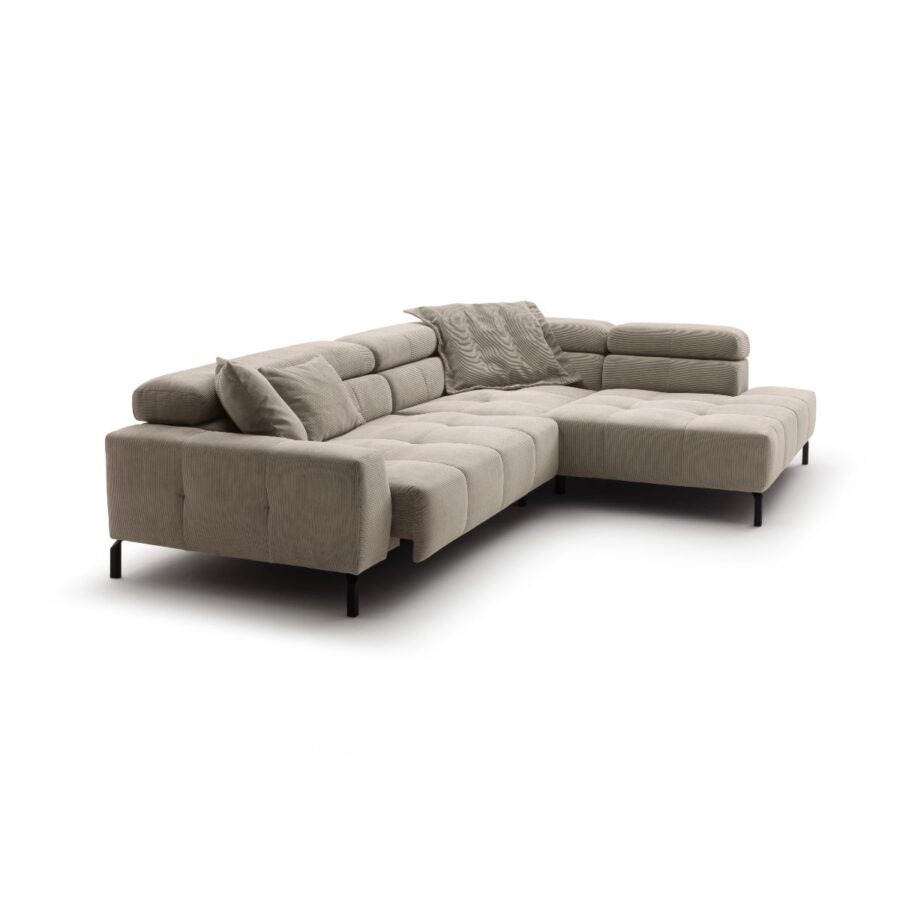 Candy Cleveland Sofa in Bezug Feincord sand mit Kopfteilverstellung und Sitztiefenverstellung, Ottomane rechts.