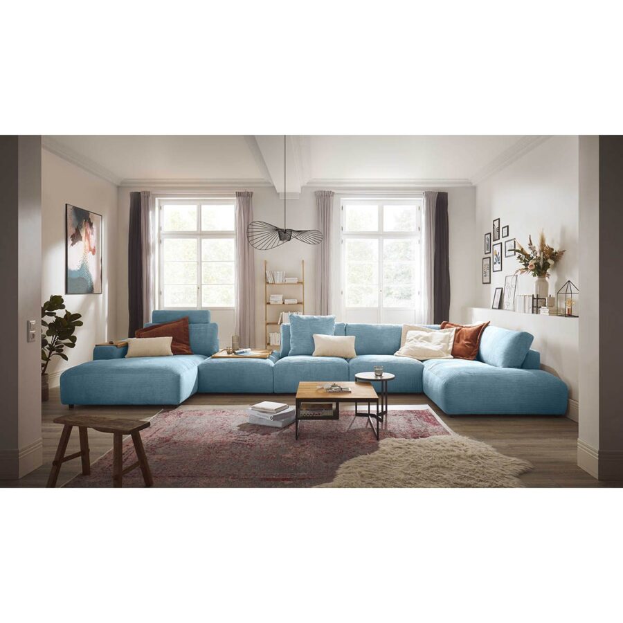 gallery-m-lucia-wohnlandschaft-zwischenhocker-longchair-links-bezug-cord-light-blue-wohnbeispiel