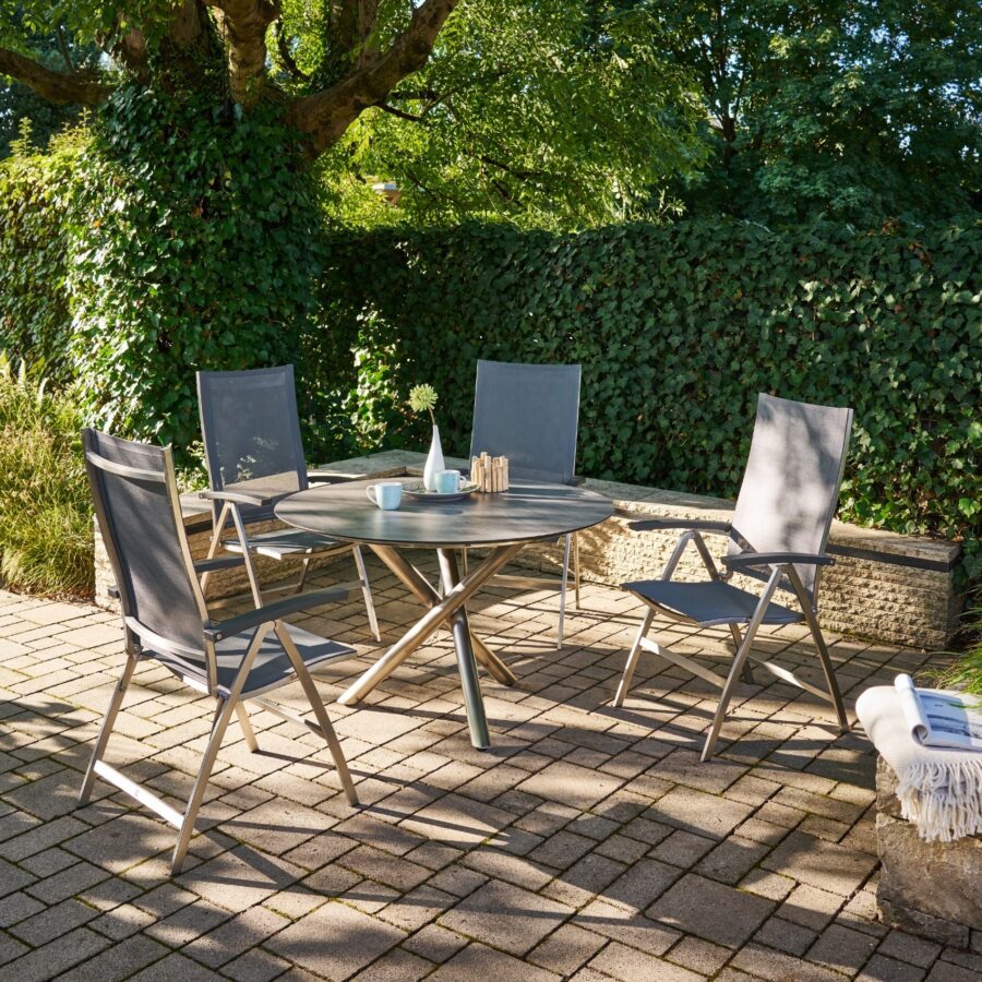 CASA DOMA Mineo/Perano Gartenmöbel-Set 5-tlg., Gestelle Edelstahl gebürstet, Sitzfläche Sunproof® Sling schwarz/silber, Armlehnen Aluminium, Gartentisch mit HPL-Tischplatte