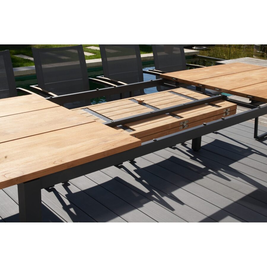 CASA DOMA Mineo/Varano Gartenmöbel-Set 7-tlg., Gestelle Edelstahl anthrazit, Sitzfläche Sunproof® Sling schwarz-silber, Armlehnen Teak, Ausziehtisch Tischplatte Teak, 210/310×100 cm