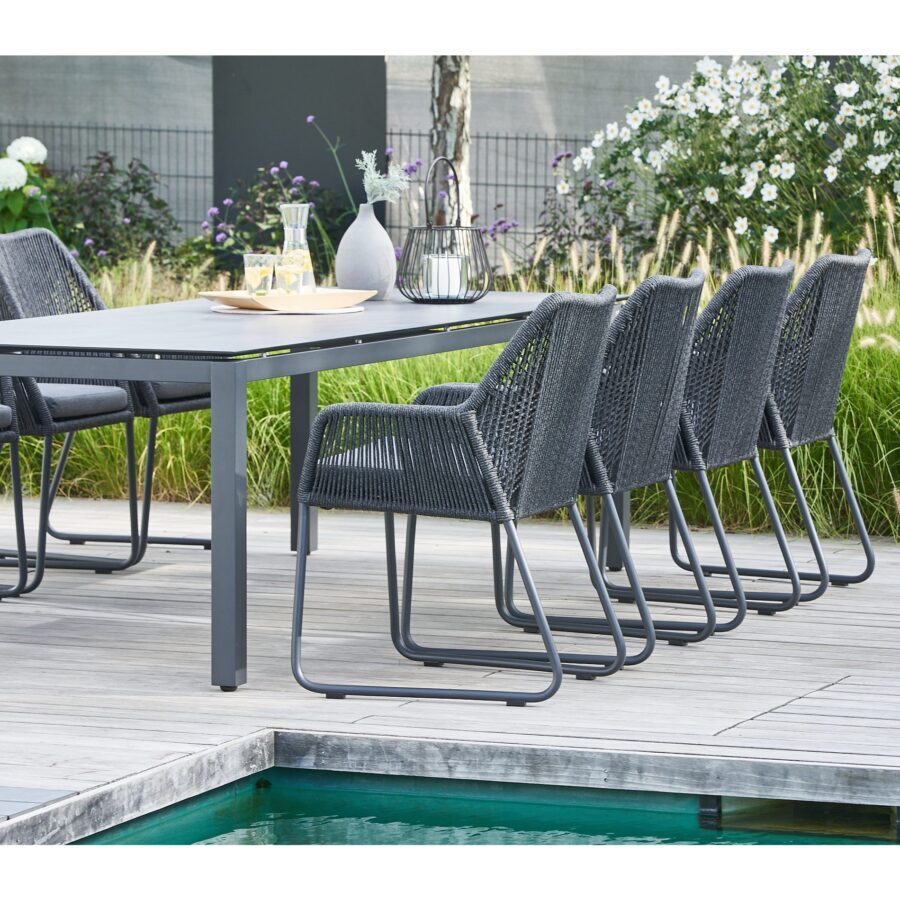 CASA DOMA Cassano/Carini Gartenmöbel-Set 9-tlg., Tisch Edelstahl anthrazit, HPL Platte chromix anthrazit, 260×100 cm, Sessel Gestell Aluminium, Sitzfläche Rope anthrazit, Sitzkissen Tuvatextil®