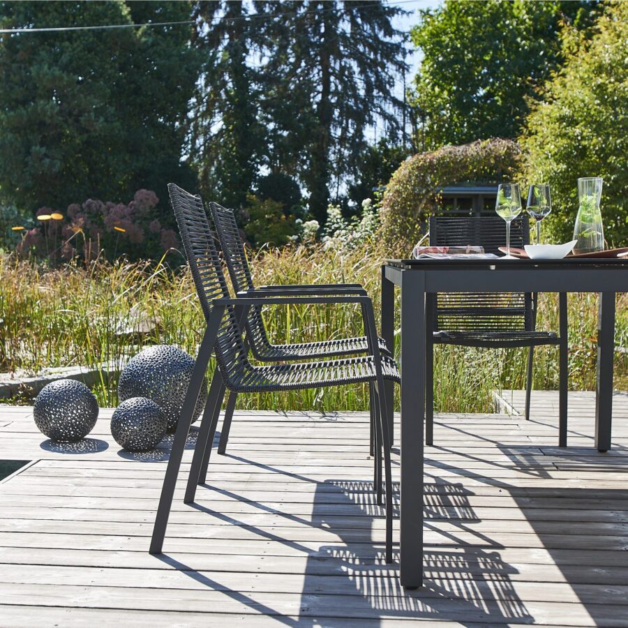 CASA DOMA Mineo/Carini Gartenmöbel-Set 7-tlg., Gestelle Edelstahl anthrazit, Stapelstuhl Rope anthrazit, Tisch 160×90 cm, Tischplatte HPL chromix silber