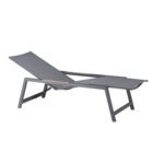 CASA DOMA Mineo Move Sonnenliege, Gestell Edelstahl anthrazit, Textilgewebe Sunproof® Sling schwarz/silber, Armlehnen Teak